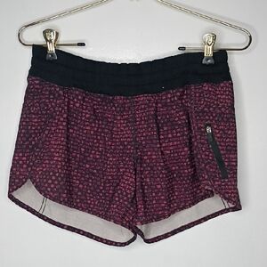 Lululemon Tracker Shorts in a patterned pink and black colorway womens size 6
